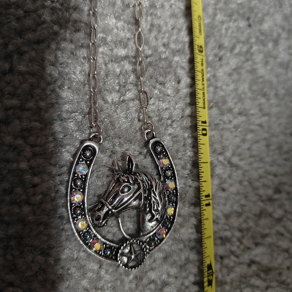 Silver Chain Necklace Horse Head, Horseshoe And Rhinestones